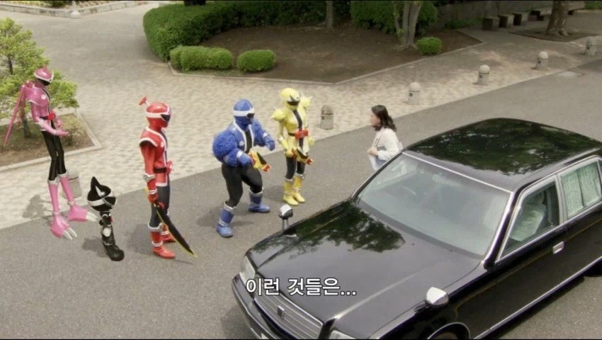 댄디바인) 신작 로봇애니 각본가의 화려한 이력_10.webp