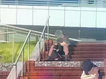 걸밴크) 무릎베게를 누가 다리벌리고 해줌??_5.webp