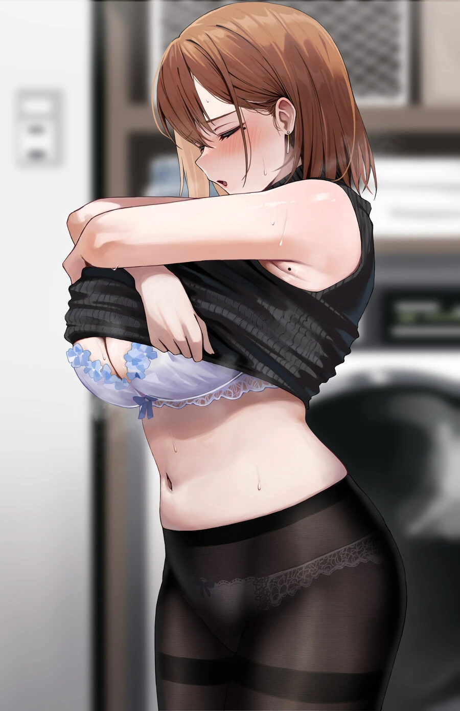 후방) 몸매가 신경 쓰이는 사무실 여직원.jpg_4.jpg