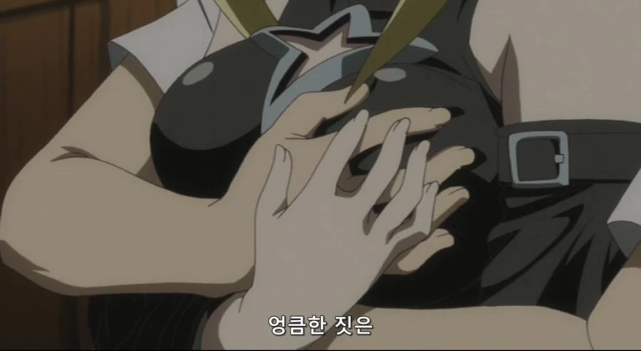 엉큼한짓이 싫다는 금발 - 이미지 3