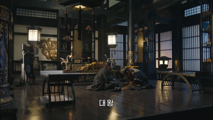 순욱:이상하다 전에는 저 얼굴이 유비였는데 왜 ㅅㅂ 하는 짓이 다르지 - 이미지 4