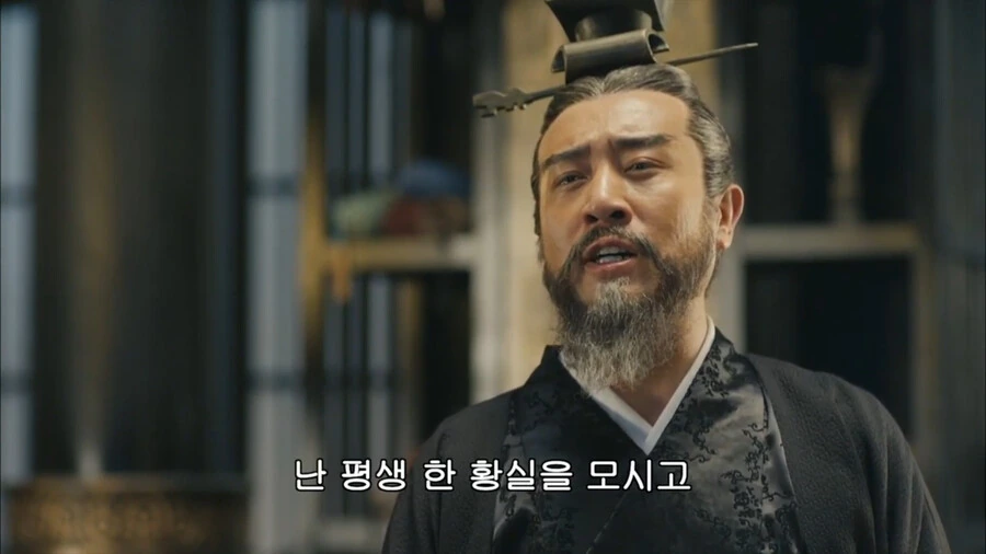 순욱:이상하다 전에는 저 얼굴이 유비였는데 왜 ㅅㅂ 하는 짓이 다르지 - 이미지 56
