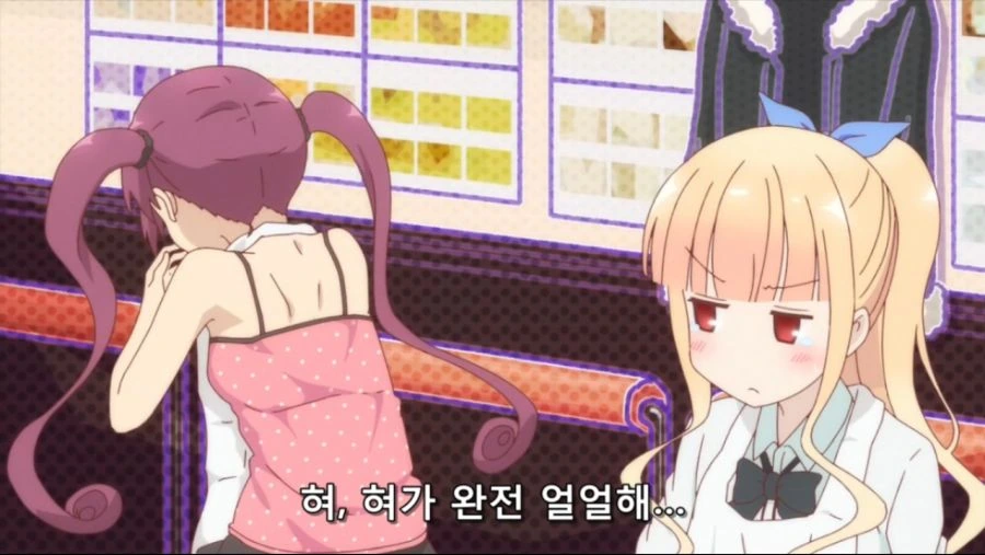매운 라면을 먹고 기절초풍한 미소녀 - 이미지 5